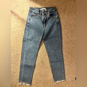 Medium wash mom jean